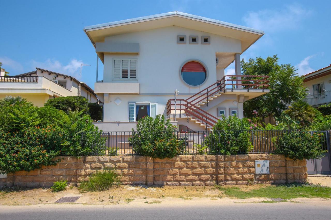 Donnalucata Casa Vacanze Екстер'єр фото